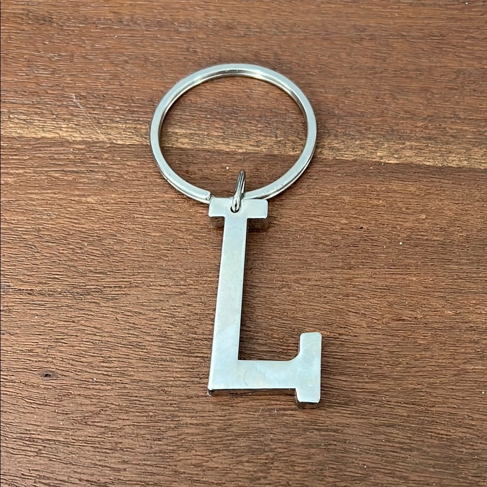 Silver Initial 'L' Keychain